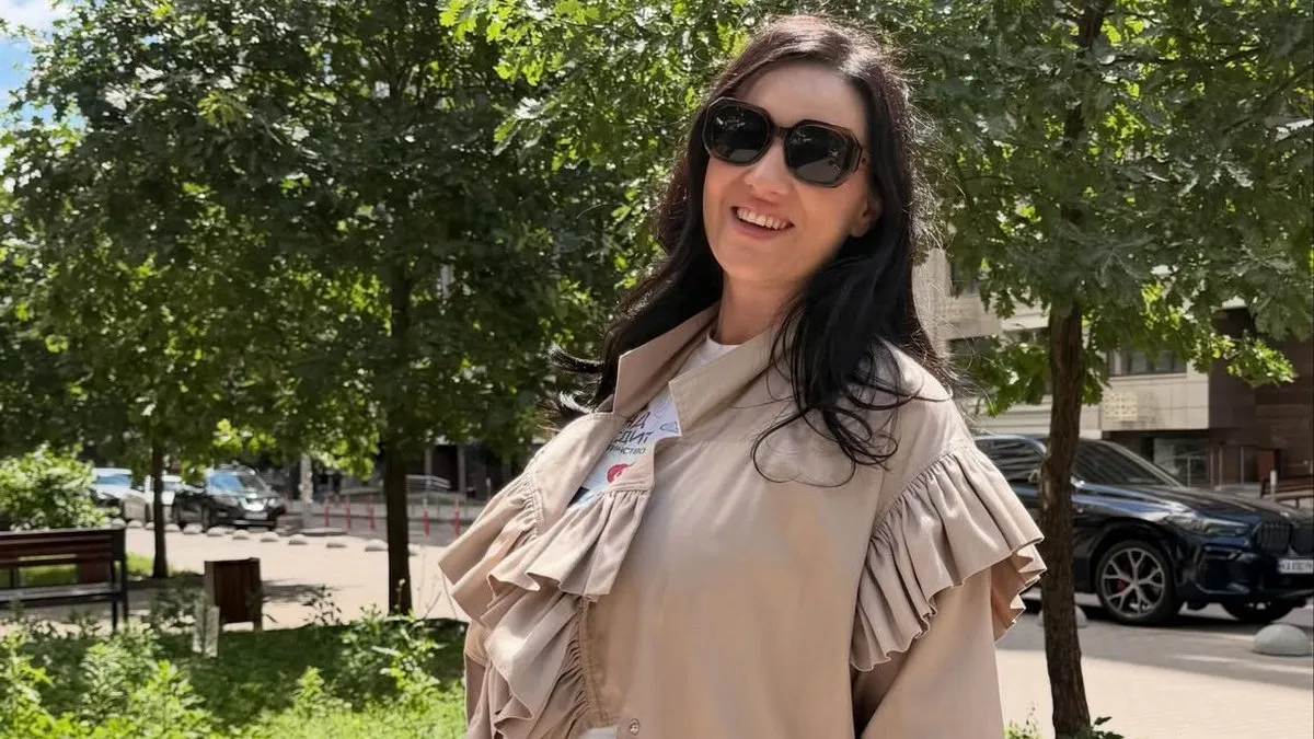 «Ще трохи і почнеться новий розділ»: Соломія Вітвіцька замилувала фото з вагітним животиком