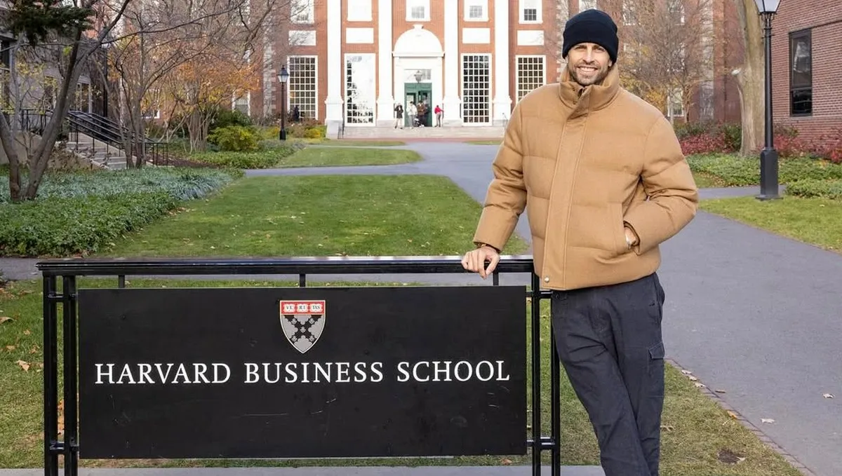 Жерар Піке став лектором Гарварду: про що розповідає студентам легенда Барселони