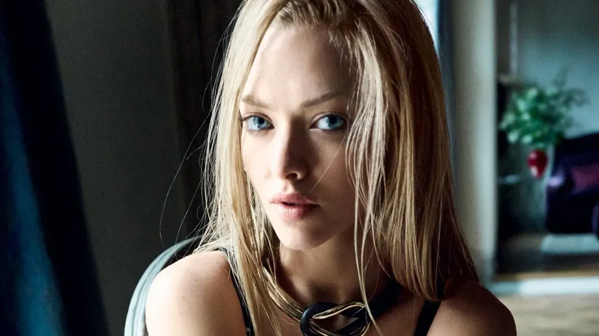 Красуні Аманді Сейфрід – 40 років: зірка фільмів «Третій зайвий», «Доктор Хаус» і «C.S.I.: Місце злочину»