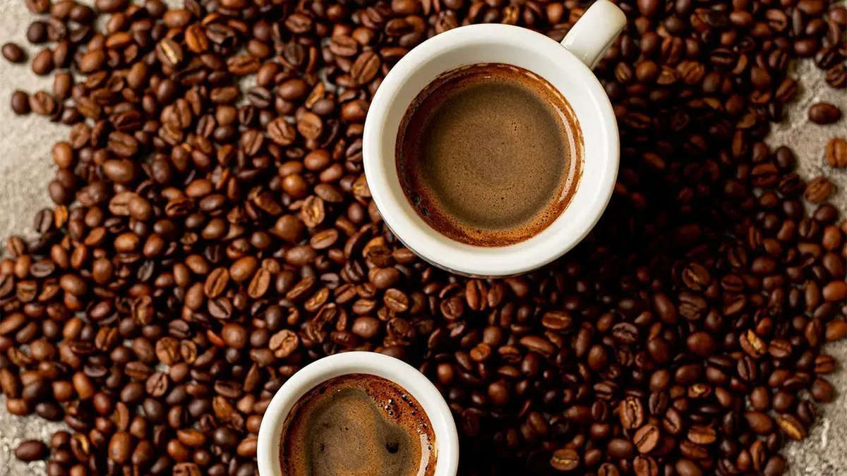 Як підняти енергію без кави: топ-10 простих порад, які допоможуть навіть взимку