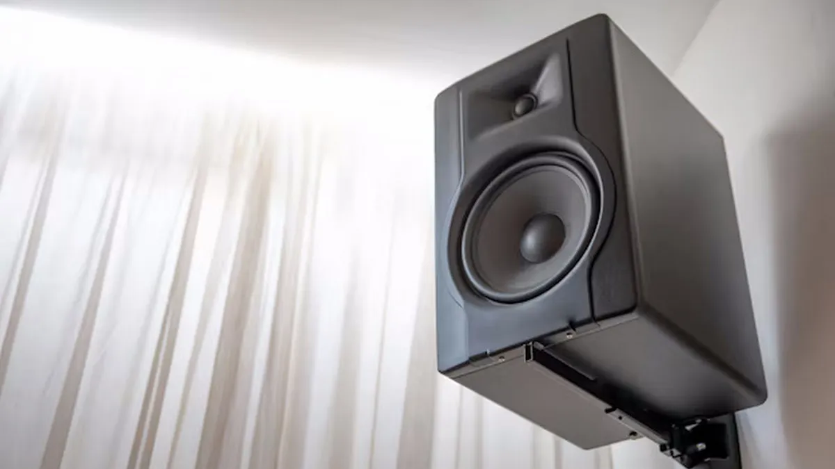 Китаєць щодня влаштовував аудіо-жахи для сусідів: він годинами вмикав хорор-фільми на весь будинок