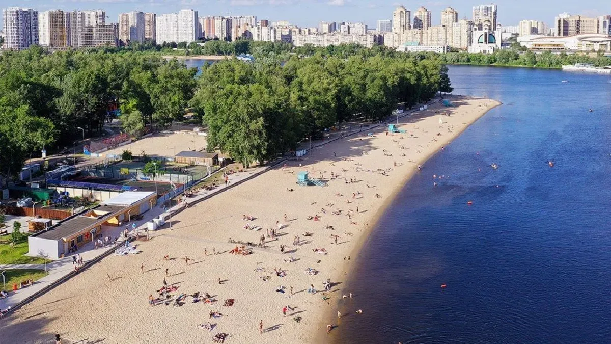 Нуль міліметрів дощів: названо найсонячніші пляжі Європи цього літа