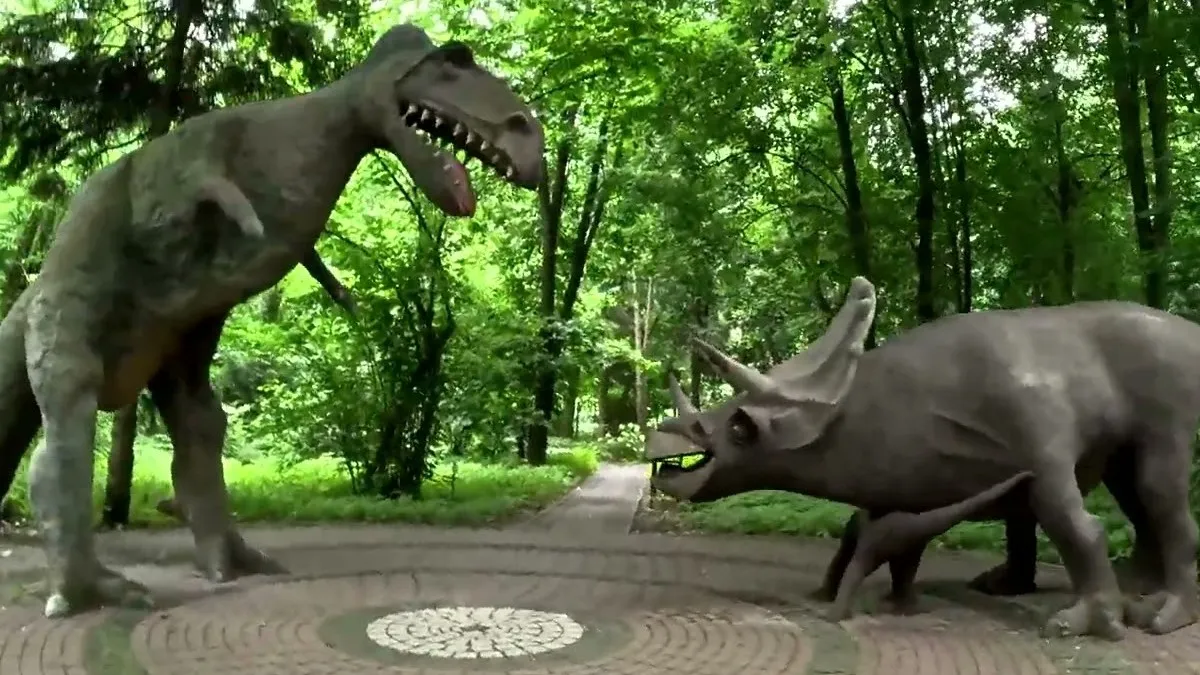 Унікальні дерева, динозаври та мамонти: в серці Києва прихований секретний ботсад