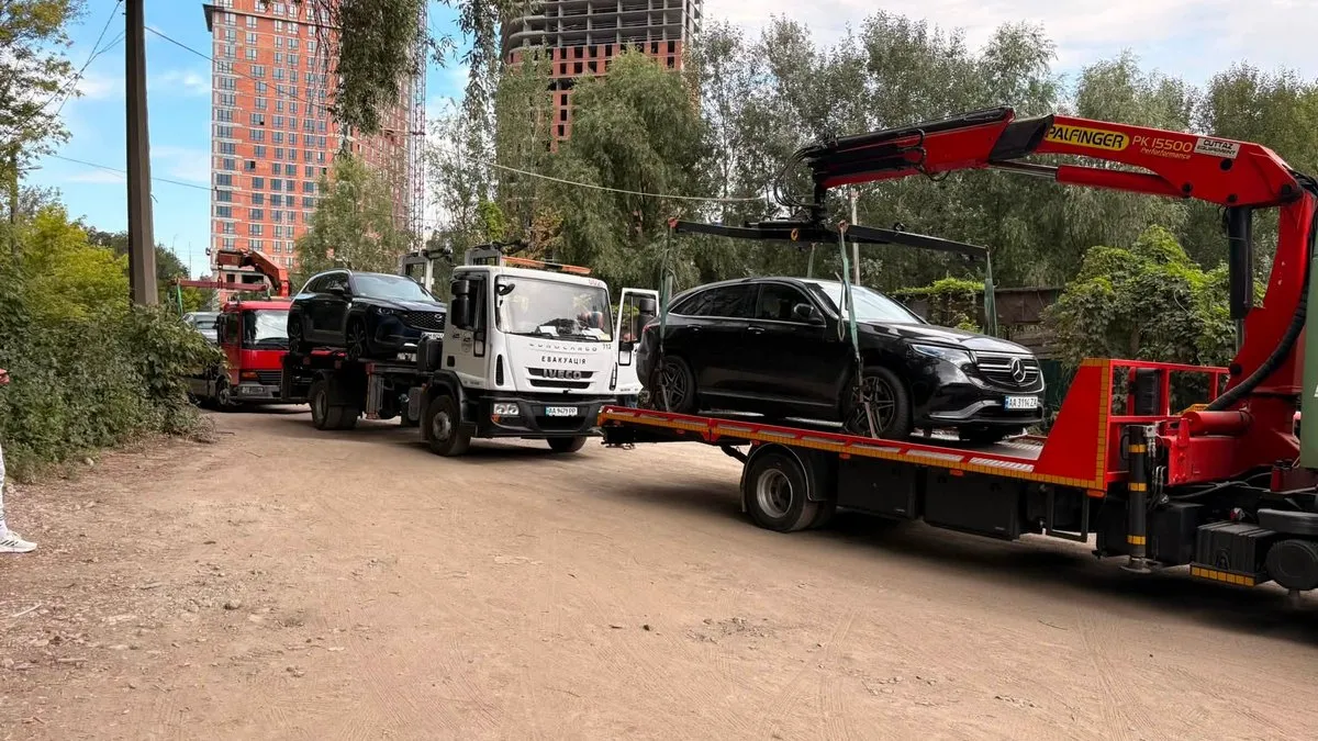 «Брудна промка»: ексочільник Інституту нацпам'яті Дробович шокований умовами на штрафмайданчику в Києві