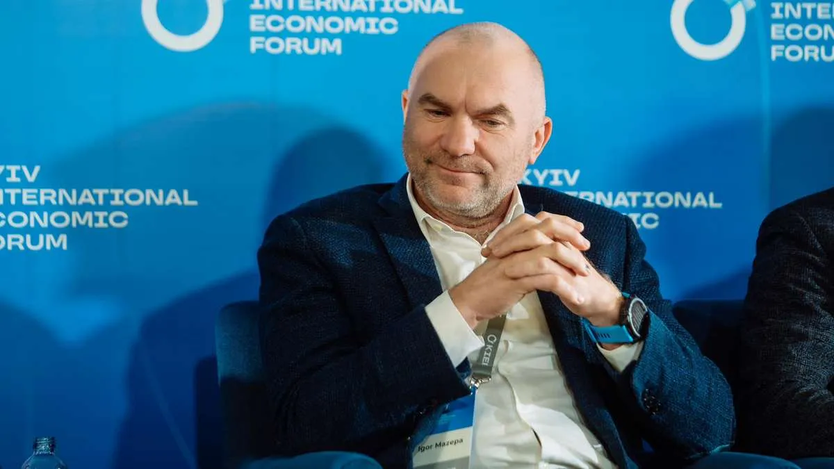 «Співпрацюю зі слідством»: український мільйонер насмерть збив людину на трасі