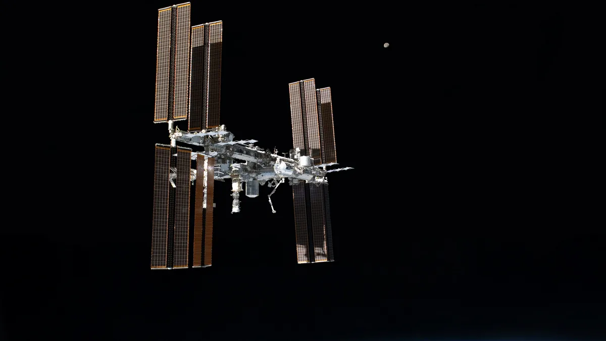 Ракетний удар по Києву бачили з космосу: відео, яке зняли з борту МКС