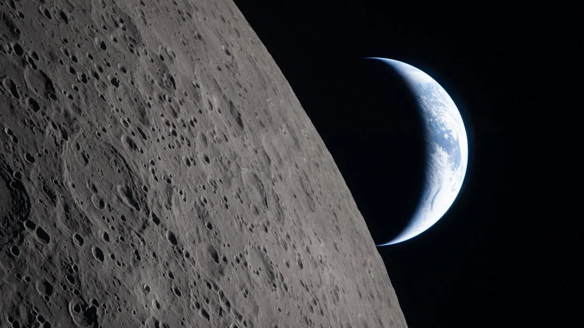 Білий Дім продемонстрував інший бік місяця та сонячне затемнення: унікальні кадри місії «Артеміда ІІ»