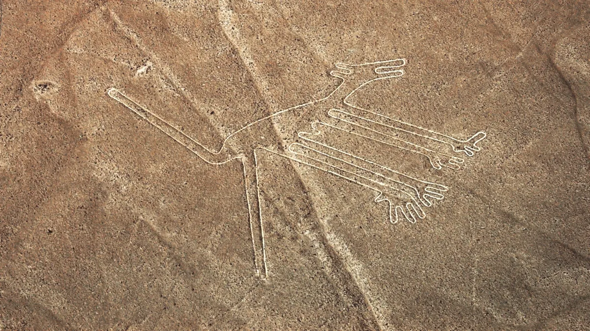 Загадка Ліній Наска: навіщо давні люди малювали гігантські фігури в пустелі, які можна побачити лише з космосу