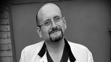 «Він був тихим та скромним»: пішов із життя відомий київський лікар-інфекціоніст Дмитро Дудар.
