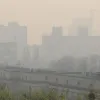 У Києві виявили небезпечний рівень озону: мешканців закликають менше бувати на вулиці