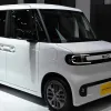 BYD виходить на новий рівень у Японії: китайський бренд представив електричний мініавтомобіль Racco