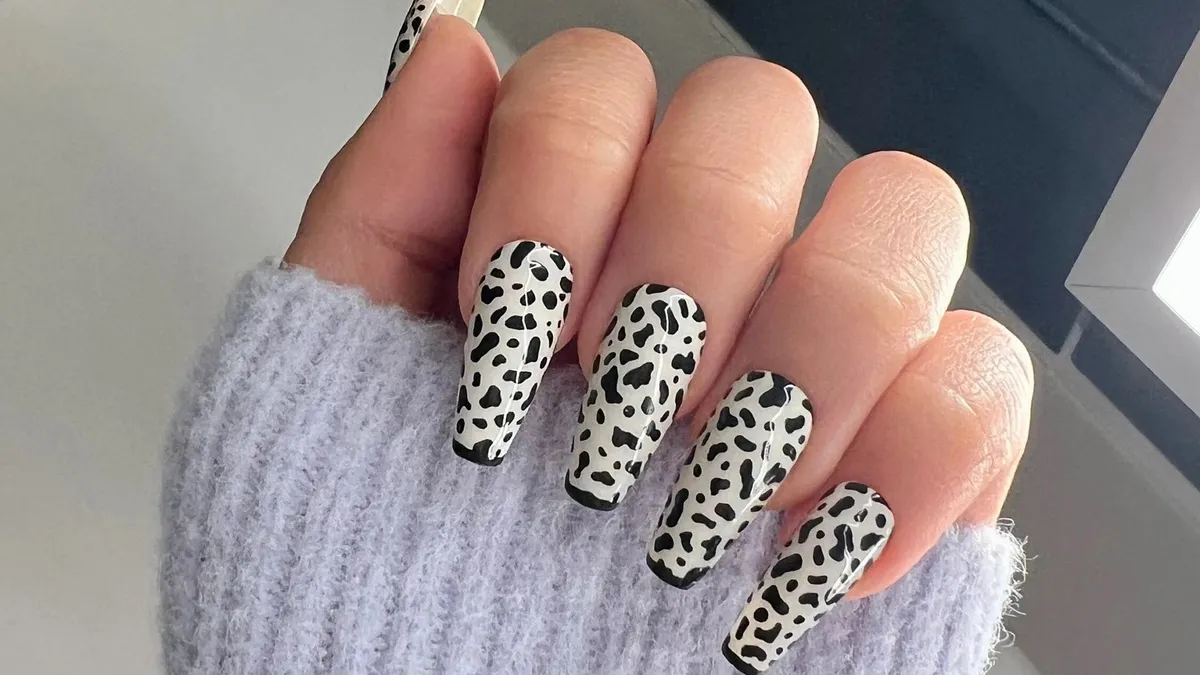Тренд весни 2026 року: що таке далматинські нігті і чому їх вважають універсальними для весілля