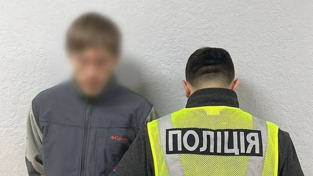 У центрі Києва чоловік задушив знайомого кайданками під час застілля: яке покарання загрожує вбивці 