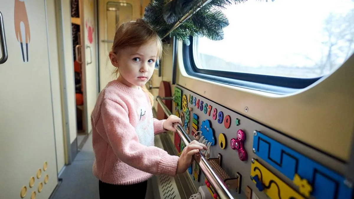Укрзалізниця запускає ще два дитячі вагони: на яких маршрутах вони будуть ходити та як виглядатимуть