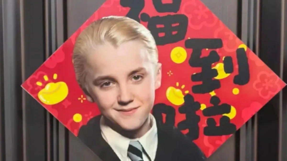 Драко Малфой став «талісманом» Нового року в Китаї: що зробили з культовим персонажем «Гаррі Поттера»