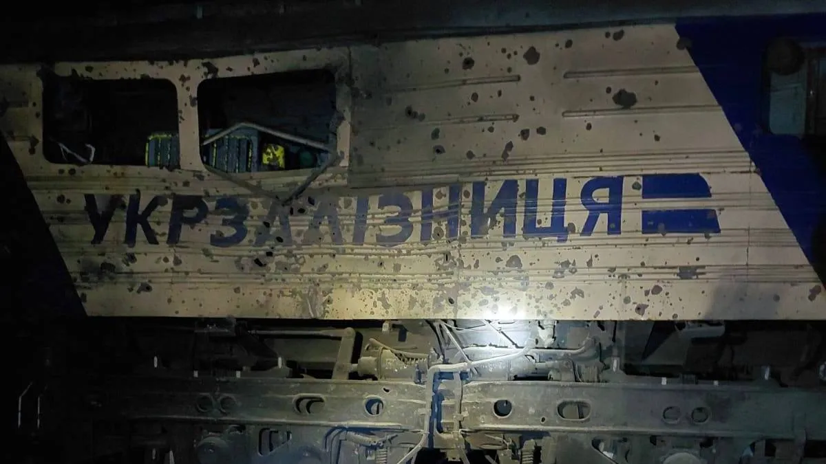 «Чергова спроба зірвати цивільну логістику»: росіяни атакували залізничну станцію на Дніпропетровщині