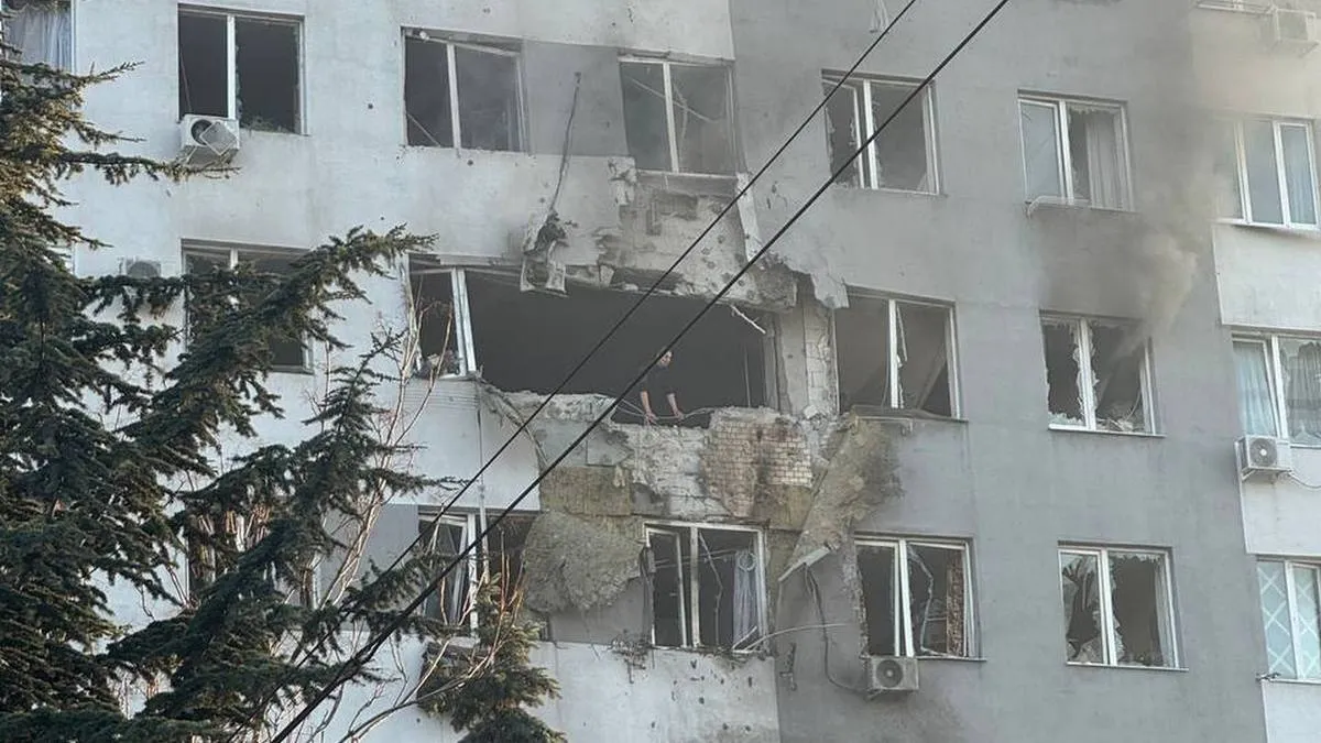 Ворог атакував багатоповерхівку в Одесі: відома кількість постраждалих внаслідок обстрілу 