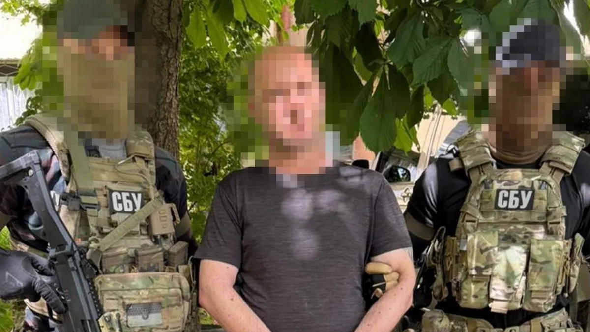 СБУ та ДБР затримали колаборанта, який охороняв російські військові ешелони в Херсоні: що відомо