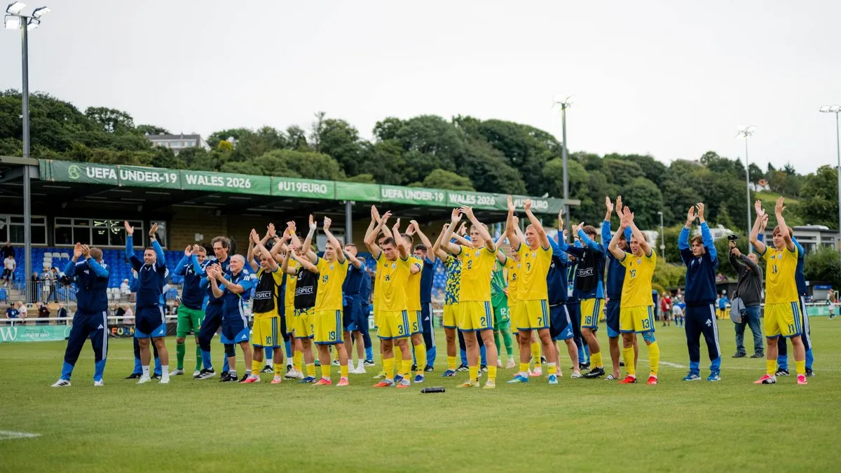 Збірна України U-19 виграла всі матчі групи та вийшли у півфінал Євро-2026: українці обіграли Італію