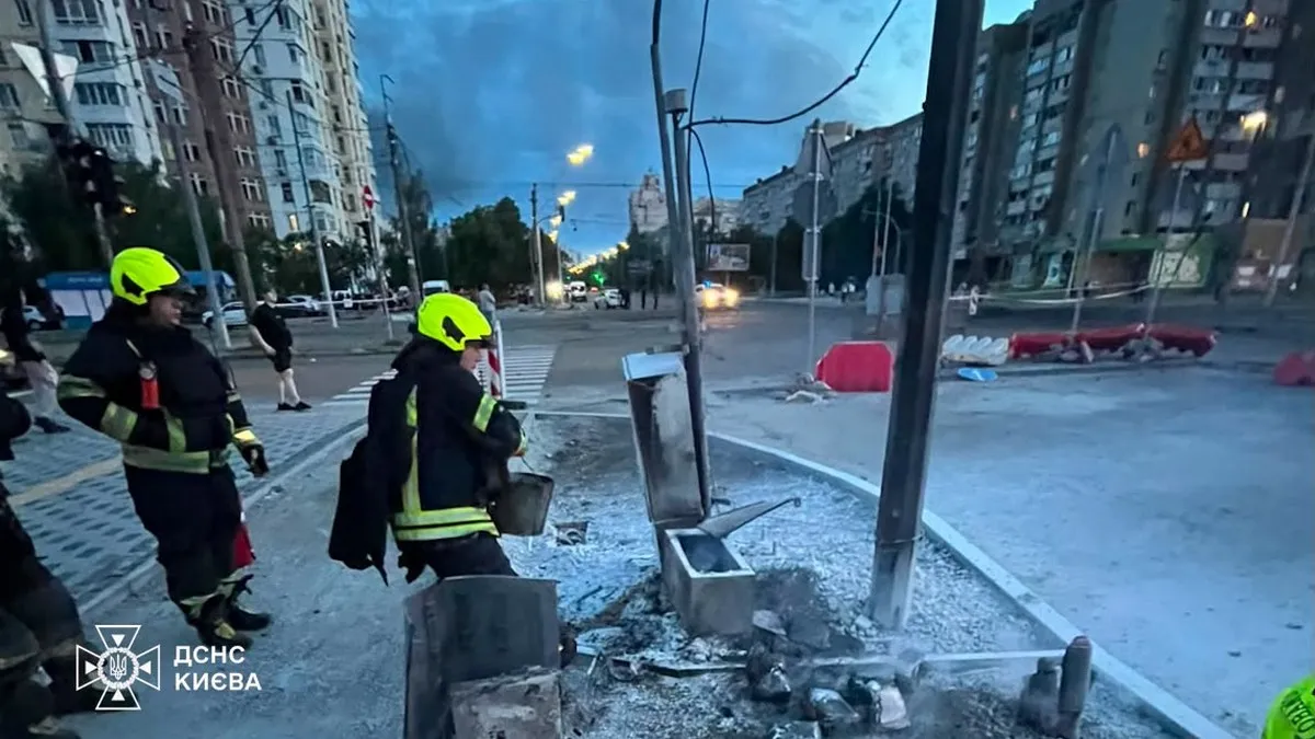 Росіяни вкотре за тиждень атакували Київ: ДСНС показала наслідки удару по столиці 