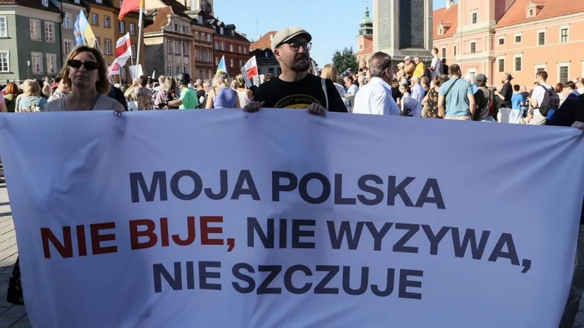 «Не будьте байдужими»: у 22 містах Польщі пройшли акції проти насильства щодо українців