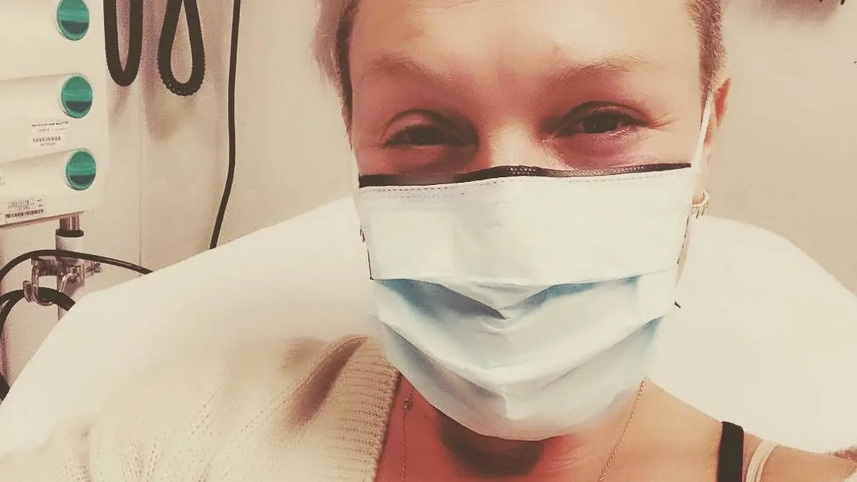 «Я залишаю весь біль позаду»: американська співачка Pink зустріла новий рік в лікарні