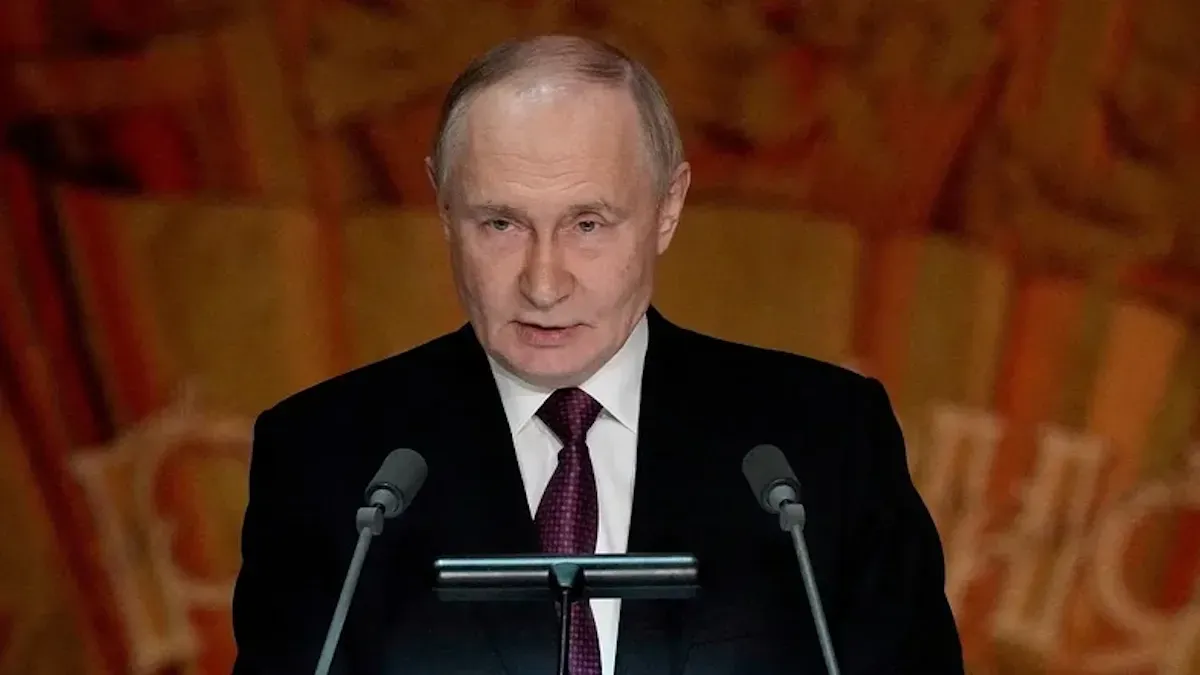 Путін зганьбився і потішив українок у свято 8 Березня: з відео привітання не видалили «ляп» диктатора