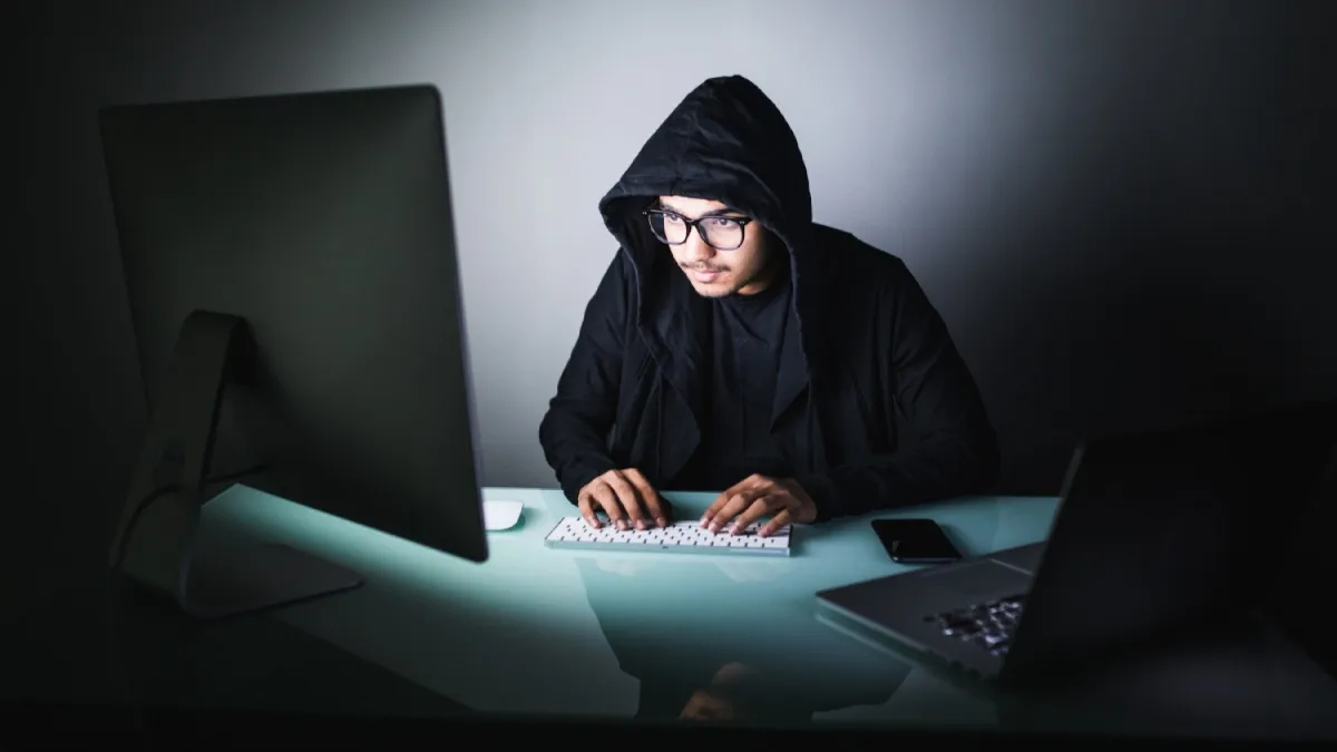 Ніколи не беріть слухавку з цих номерів: перелік кодів, які використовують шахраї