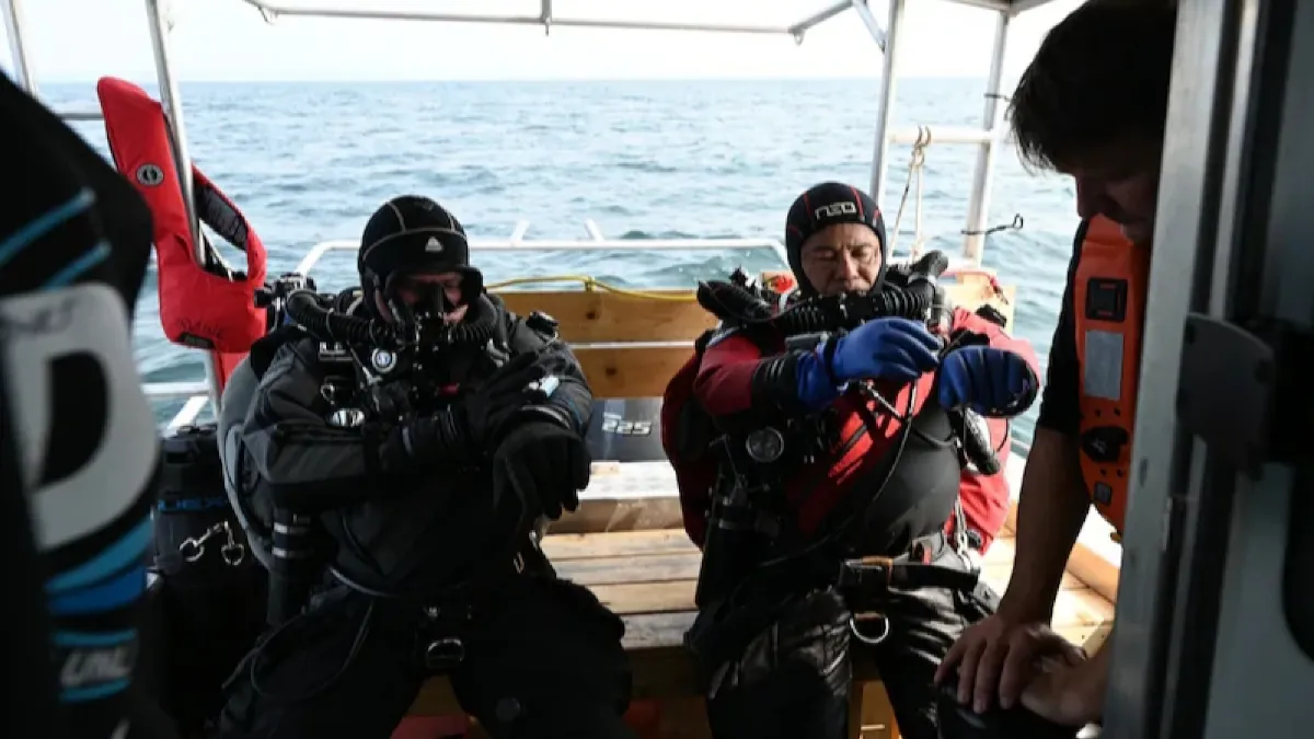 Лежить на дні, ніби вчора затонув: в озері Онтаріо знайшли «корабель-привид» – фото