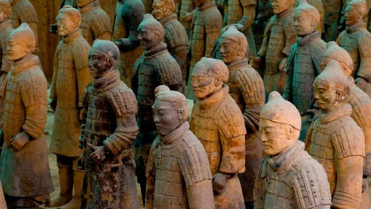 «Ріки ртуті» та миттєве руйнування: чому Китай не відкриває гробницю першого імператора