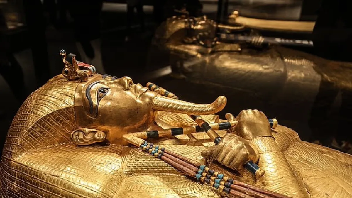 Археологи на порозі сенсації: в Єгипті, ймовірно, знайшли гробницю Нефертіті