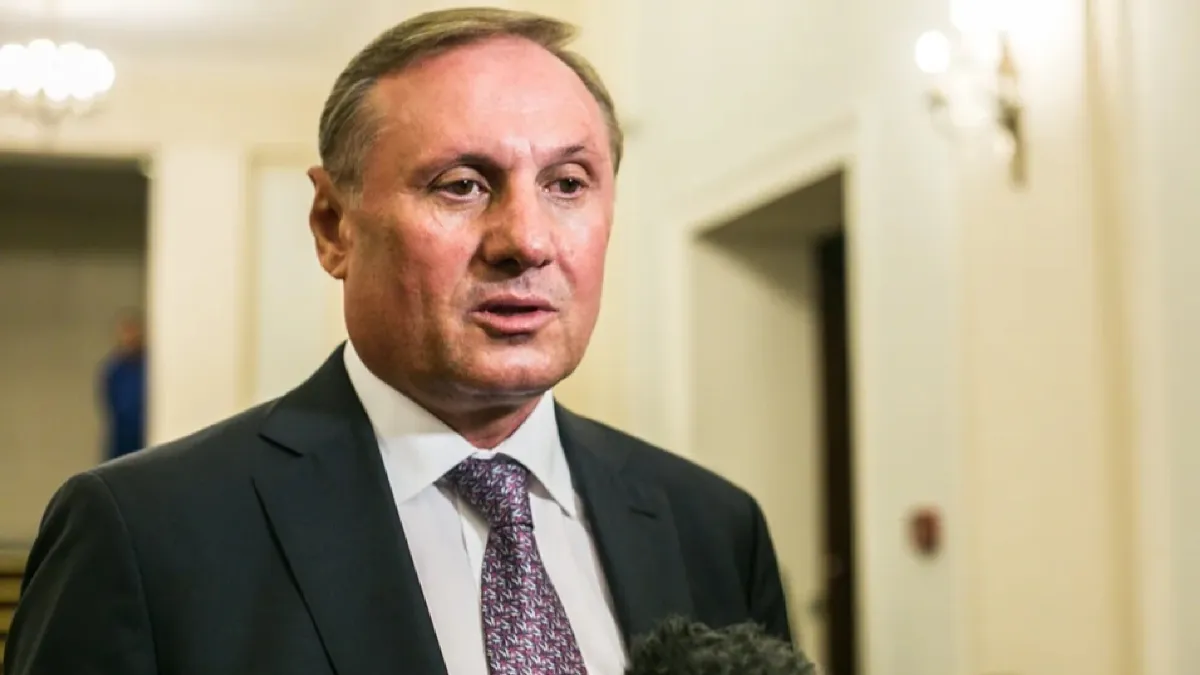 Апартаменти за $4 млн. та російський паспорт: де зараз ексголова Партії регіонів Єфремов