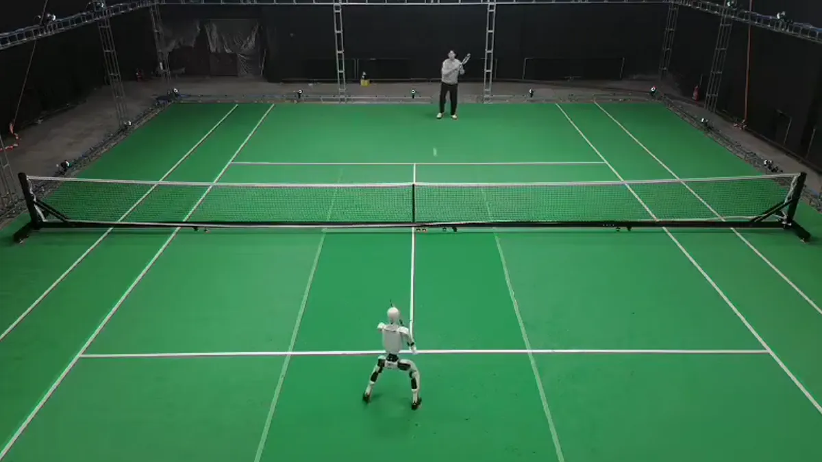 Майбутнє вже тут: у Китаї представили робота, який грає в теніс – відео