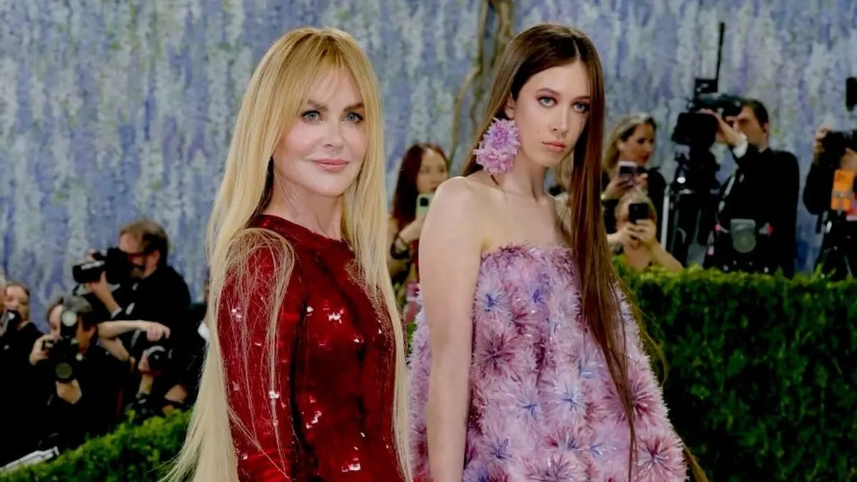 Донька Ніколь Кідман тріумфально повернулася на шоу Dior: після хвилі хейту дівчина показала характер
