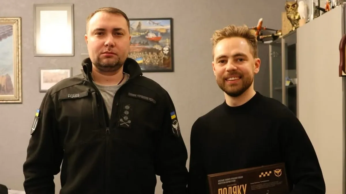 Антон Тимошенко зустрівся з Кирилом Будановим: відомий стендапер передав десятки мільйонів гривень на ГУР