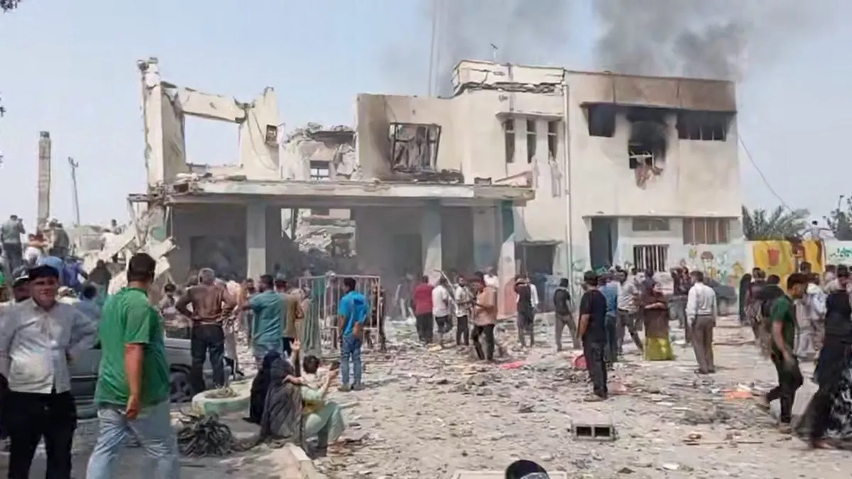 Десятки загиблих та поранених: відео наслідків удару по школі для дівчаток в Ірані