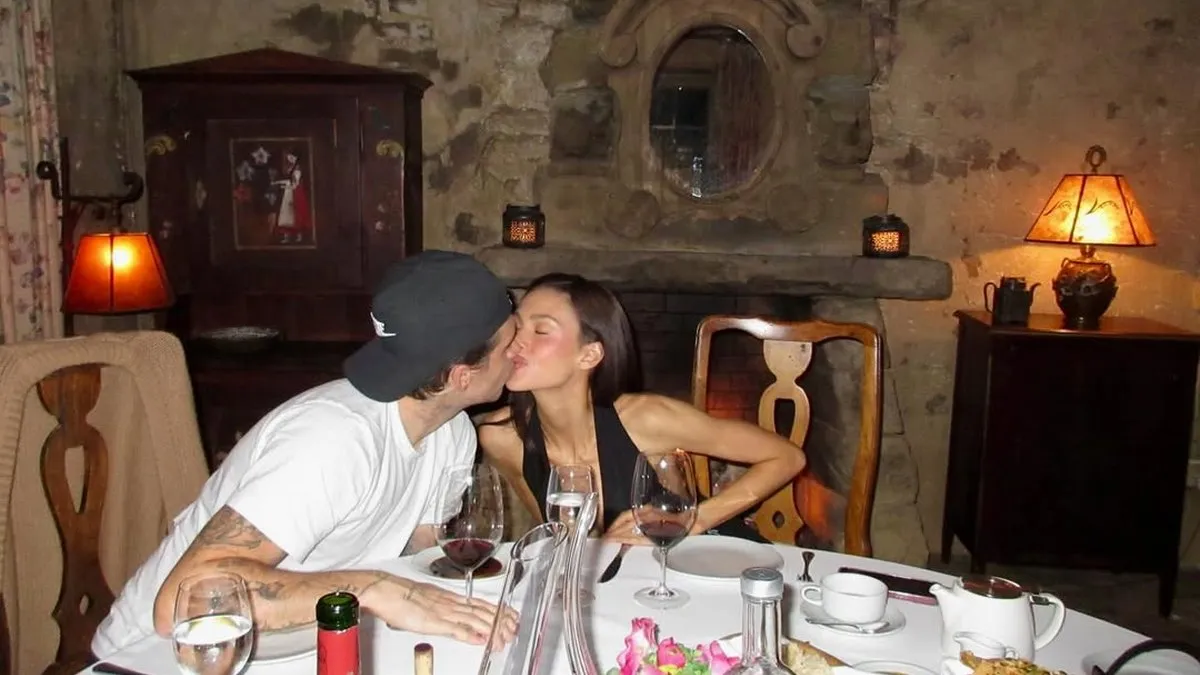 Скандал не впливає на стосунки: Нікола Пельтц та Бруклін Бекхем влаштували фотосет на побаченні