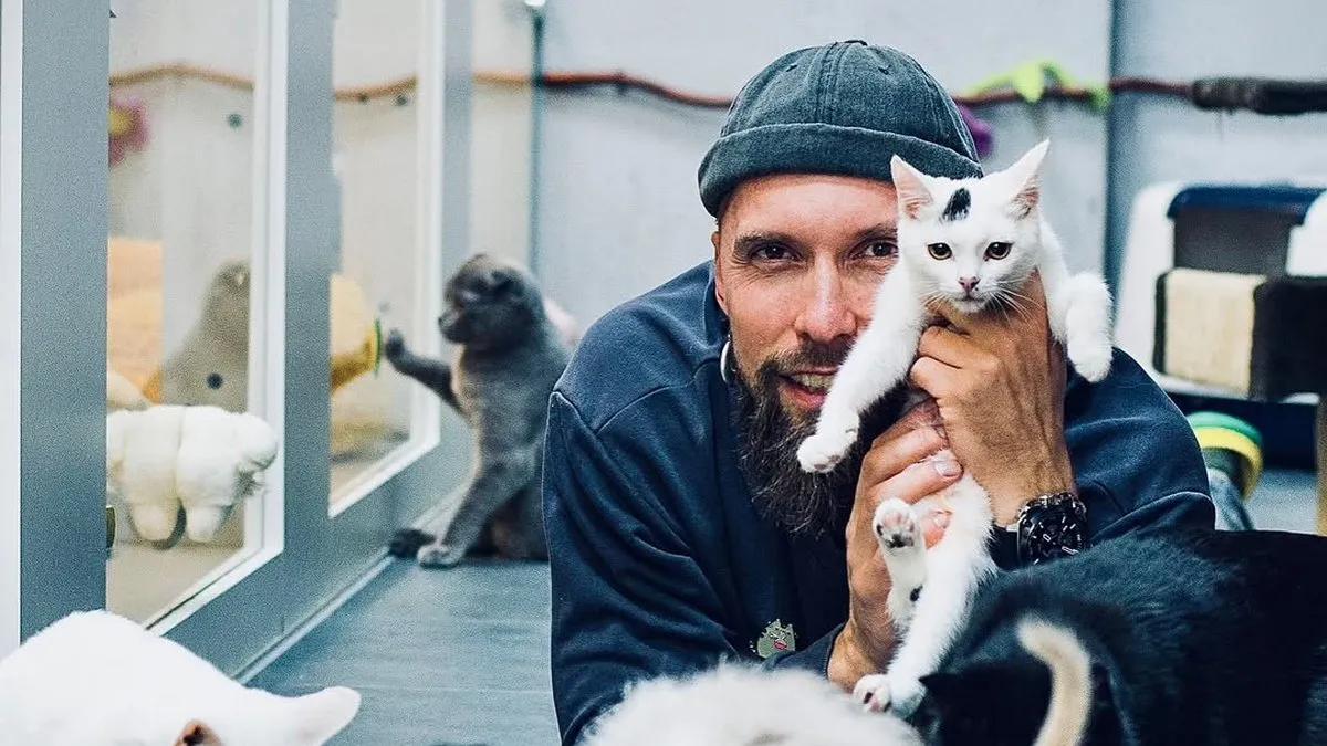 «Він може не пережити наркоз»: актор та зоозахисник Олексій Суровцев висловився щодо ситуації з оленем Борисом