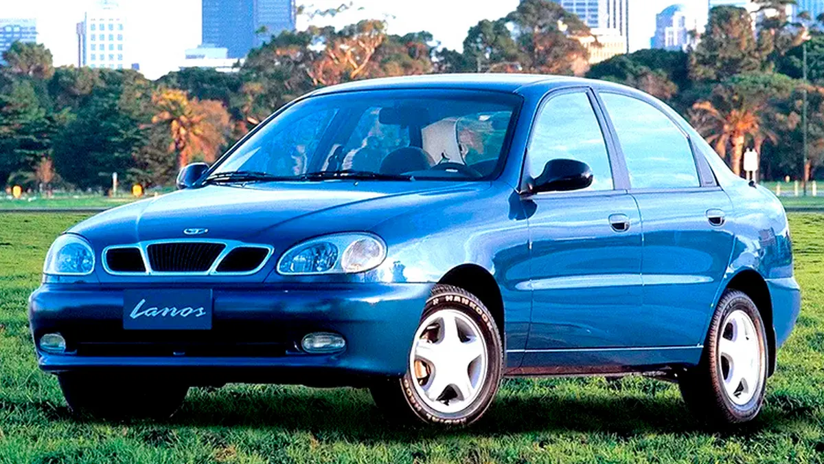 Не тільки Ланос: названо найпопулярніші вживані авто в Україні у вересні