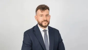 Пенсії в Україні зростуть уже з 1 березня, але не для всіх: чи треба йти до ПФУ