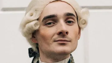 Перевтілився у шість образів з різних епох: українець знявся в рекламі Національної лотереї Нідерландів