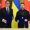 «Вдячність українського народу»: Зеленський запровадив нову державну нагороду