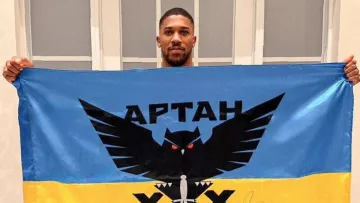 «Я чудово провів час»: Ентоні Джошуа поділився враженнями від візиту до України на запрошення Усика