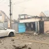 Наслідки атаки РФ на Київщину: у Вишневому пошкоджено 5 вулиць та евакуйовується населення – фото та відео