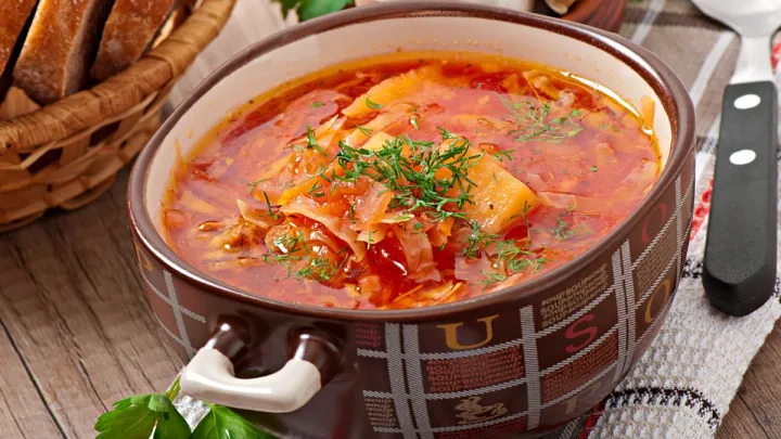 Борщ чи вареники: англієць скуштував українські страви і назвав фаворита