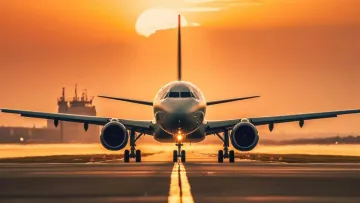 Європі загрожує транспортний колапс: запасу авіаційного палива вистачить лише на декілька тижнів