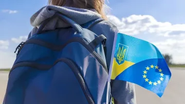 Скільки українців зараз перебувають за кордоном: у Верховній Раді назвали загальну кількість