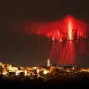 Гігантські червоні спрайти над Францією: фотограф зафіксував унікальне атмосферне явище
