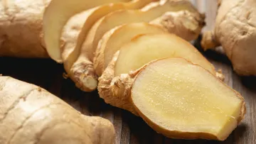 Що станеться з тілом, якщо їсти імбир щодня: 11 несподіваних наслідків