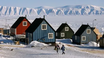 Трамп скасував загрозу вторгнення до Гренландії: що він пропонує кожному мешканцю острова